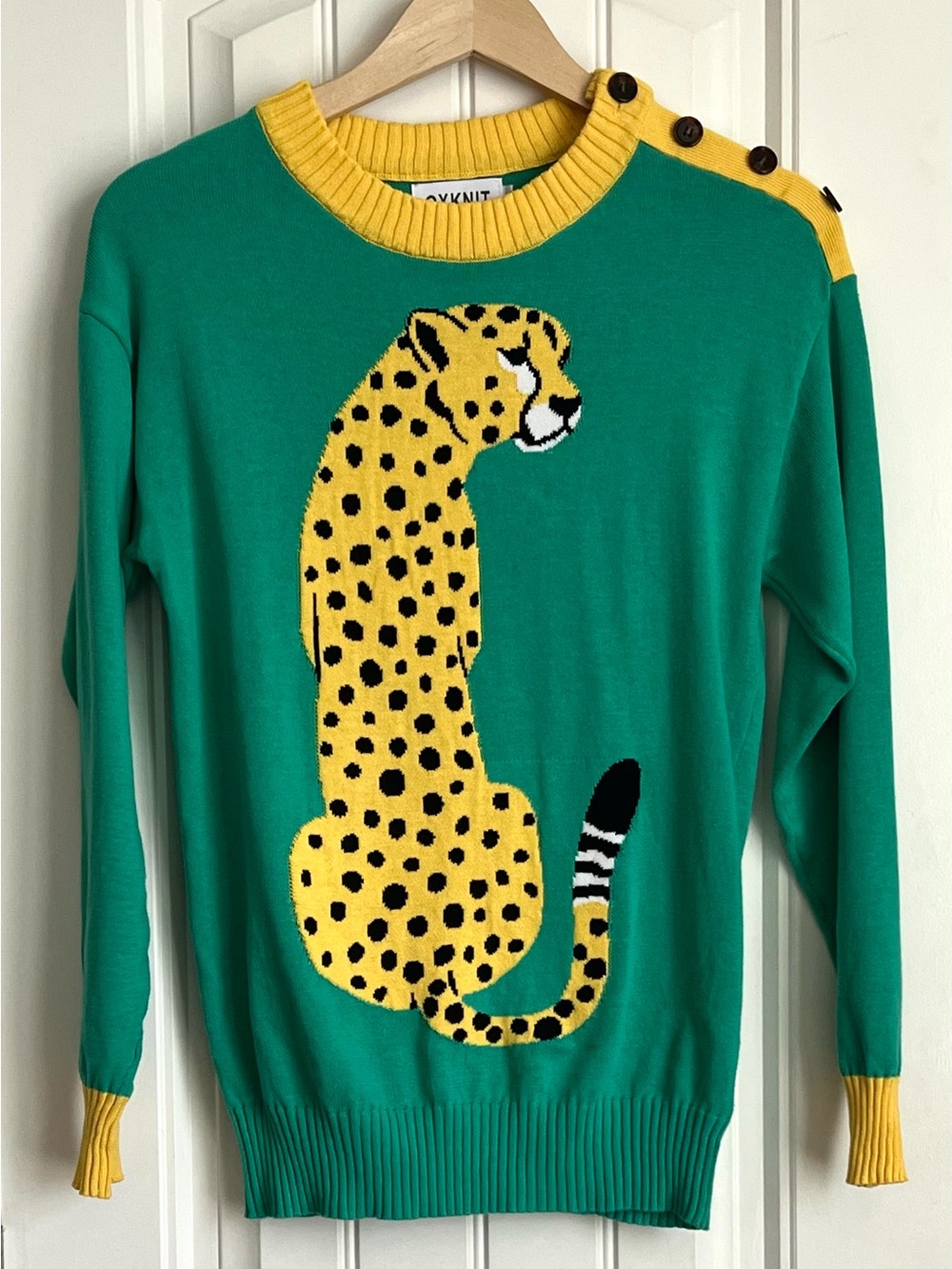 OXKnit Women’s Green Leopard Cheetah Graphic Knit Sweater M